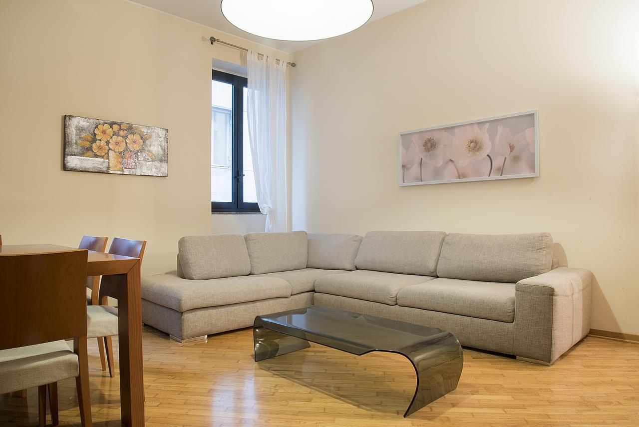 Easyhomes - San Babila Corridoni Milano Ngoại thất bức ảnh